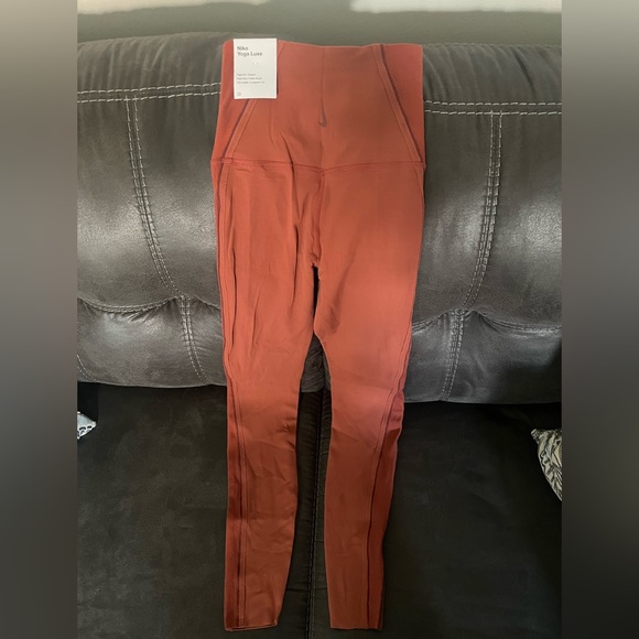 Nike Yoga Tights - Picture 4 of 10